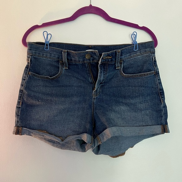 Old Navy Jean Shorts - Picture 1 of 2